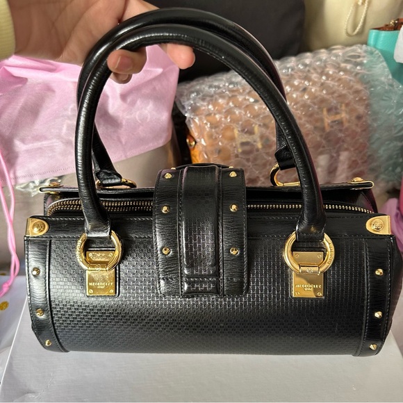 Metro City ITALY HANDBAG $400 Retail - Picture 3 of 14